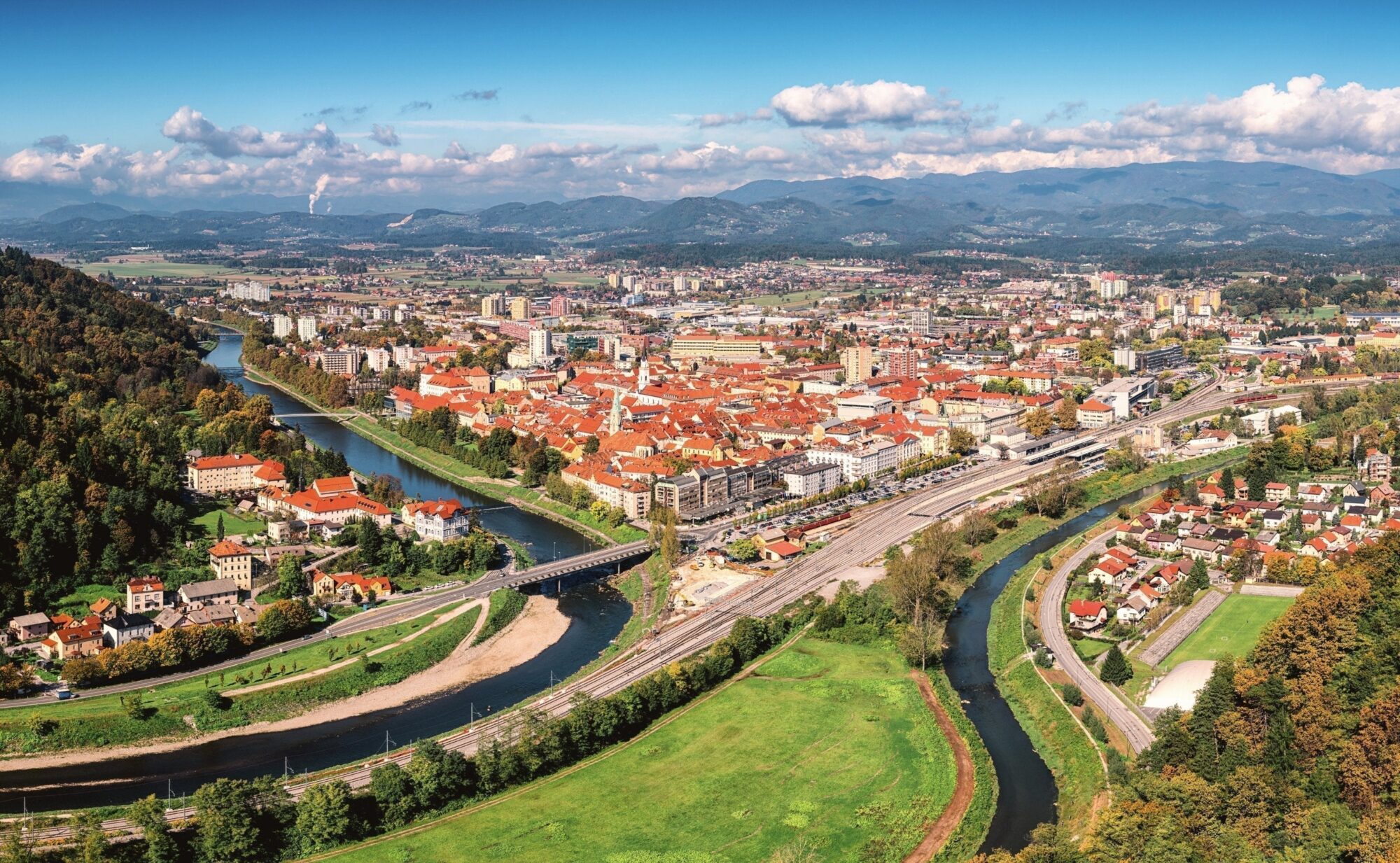 Guide de la ville de Celje – Vues sur le château, rues de la vieille ville et promenades au bord de la rivière