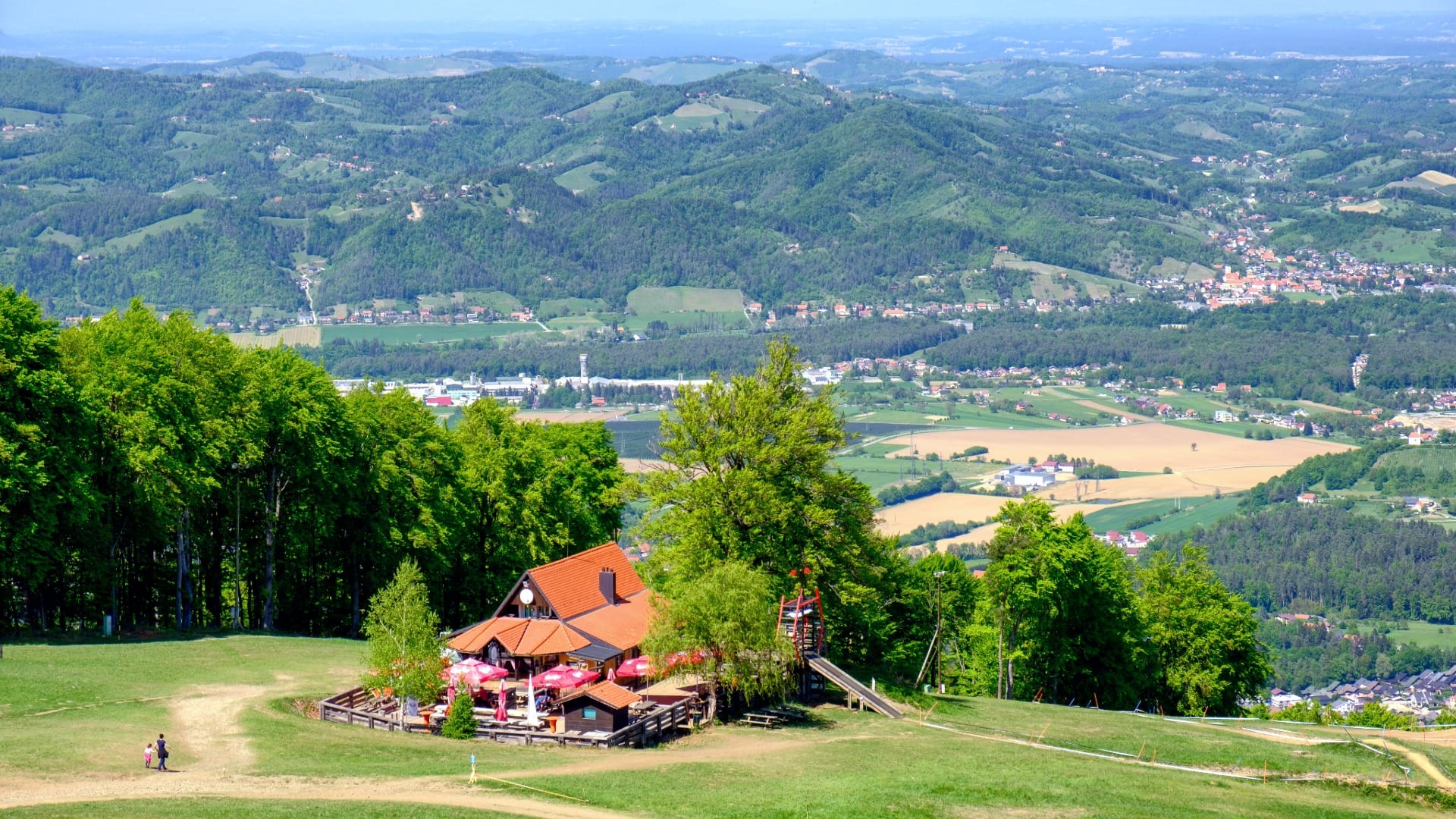 A hillside inn on Mariborsko Pohorje with a wide view over the Podravje basin