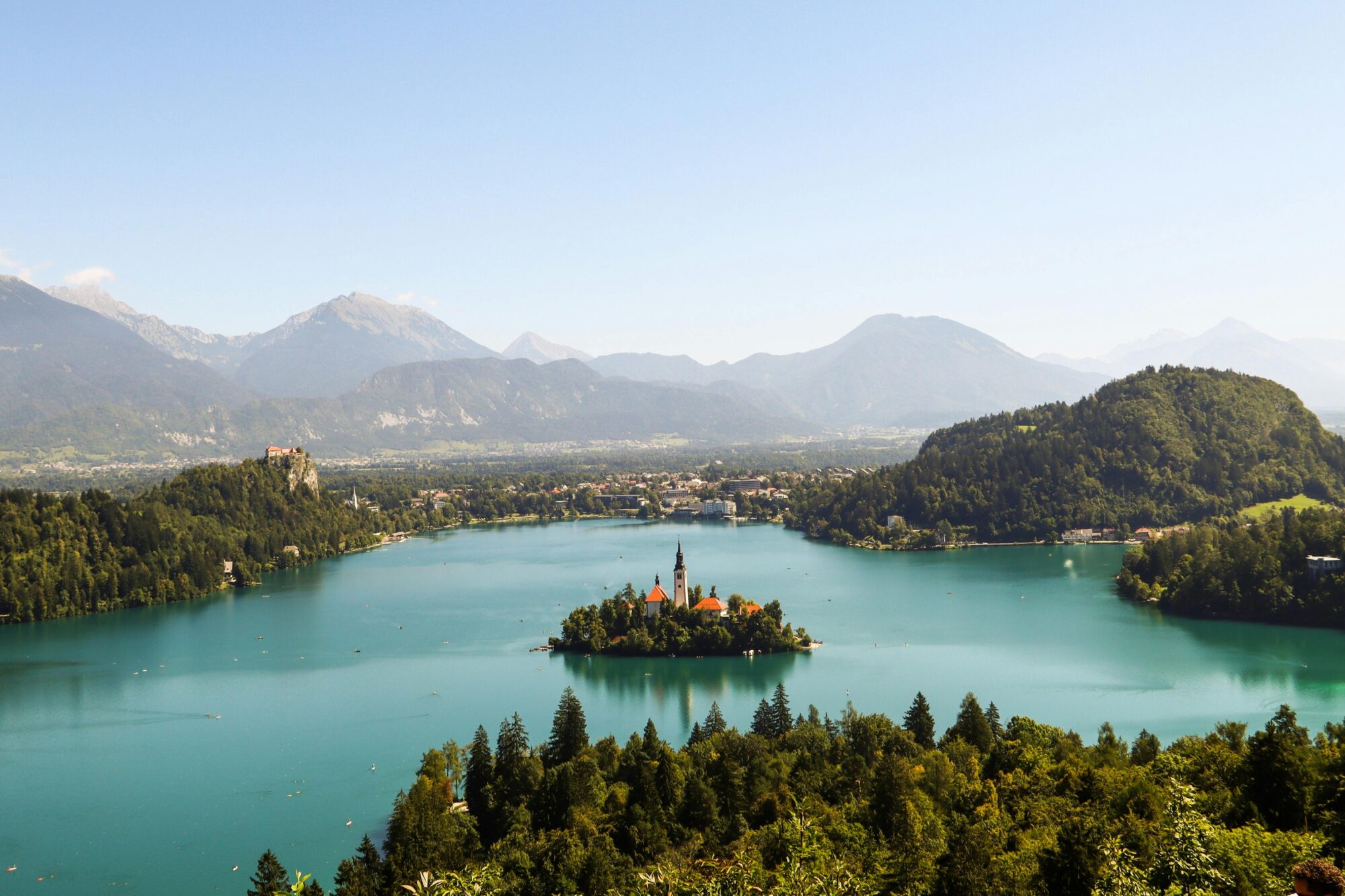 Guide de Bled – Vues sur le lac, sentiers de l’île et château sur la falaise